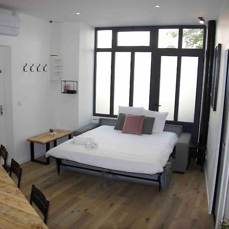 Another Brick In The Wall Apartment In Paris Sleeps 9 Esterno foto